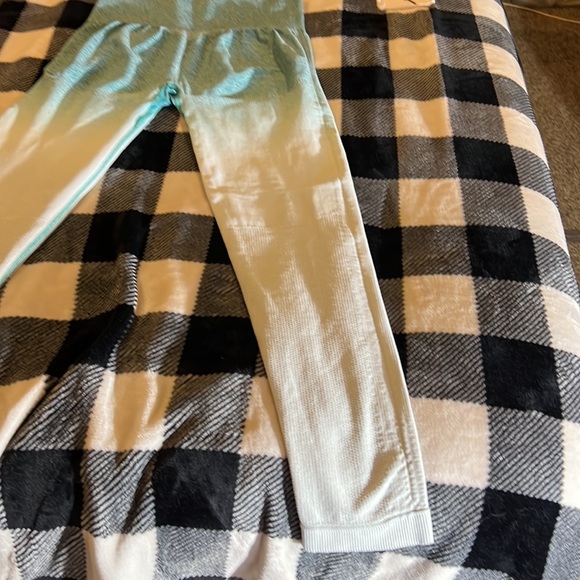 Ombré green & white leggings - Picture 2 of 5